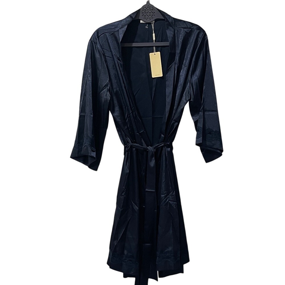 Ekouaer Navy Blue Silky Lace Robe Medium NWT‎